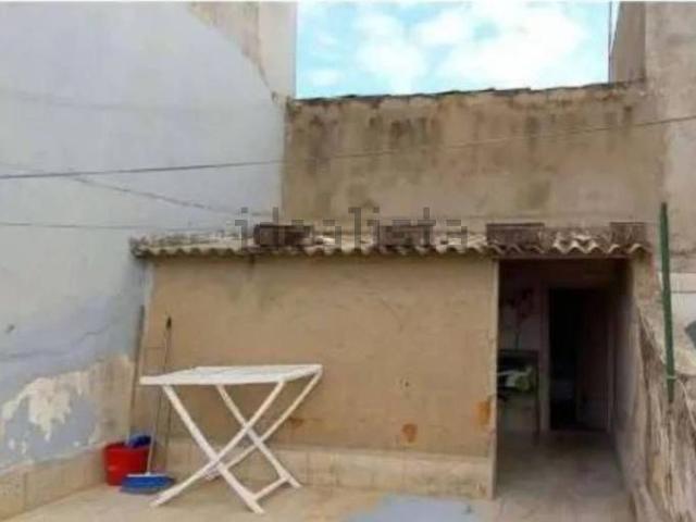 Case e ville in vendita di 93 m² in Via Malta, 54
