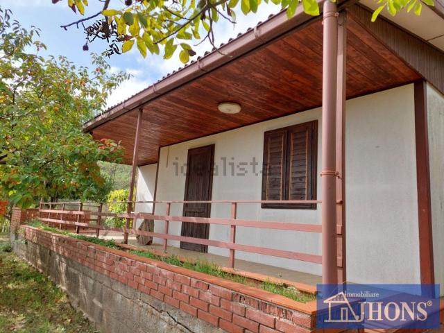 Case e ville in vendita di 93 m²