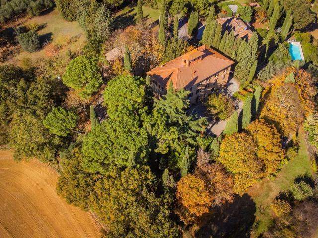 Case e ville in vendita di 900 m² in Località Cantagallina Alta, 11