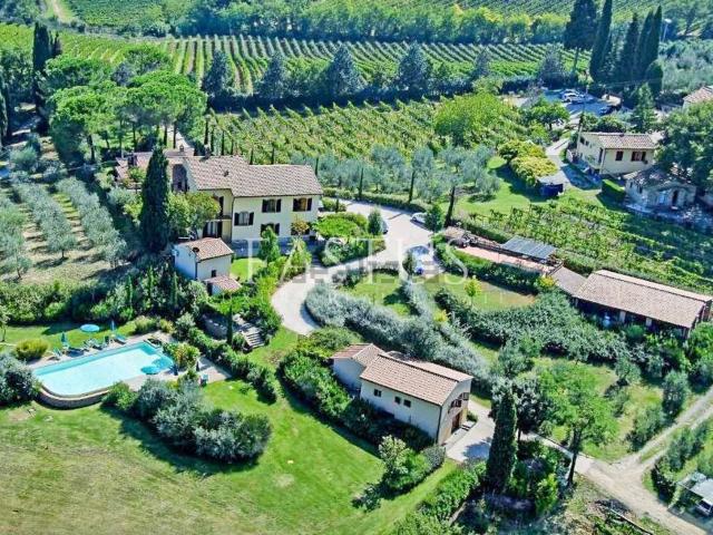 Case e ville in vendita di 900 m² in Località Santa Chiara