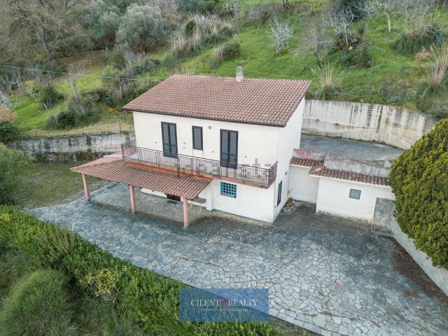 Case e ville in vendita di 90 m² in Contrada Difesa, 30