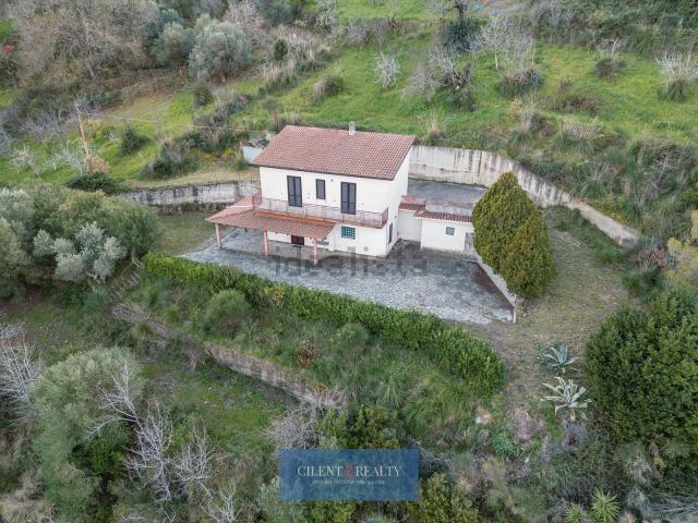 Case e ville in vendita di 90 m² in Contrada Difesa, 30