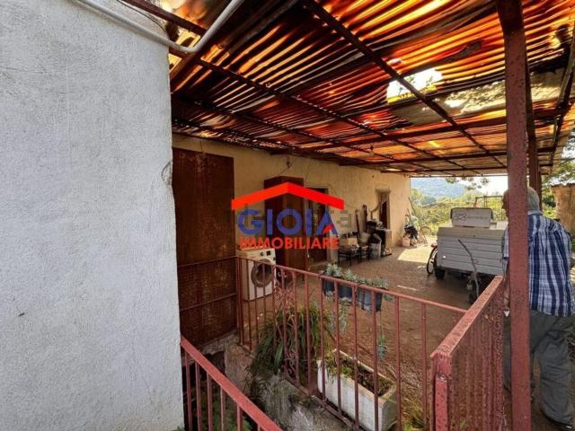 Case e ville in vendita di 90 m² in Località Limata