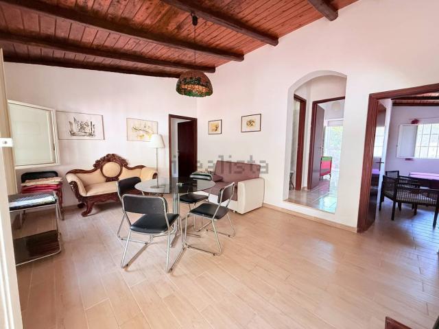 Case e ville in vendita di 90 m² in Strada Ognina, 12