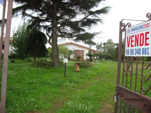 Case e ville in vendita di 90 m² in Via del Melograno, 60