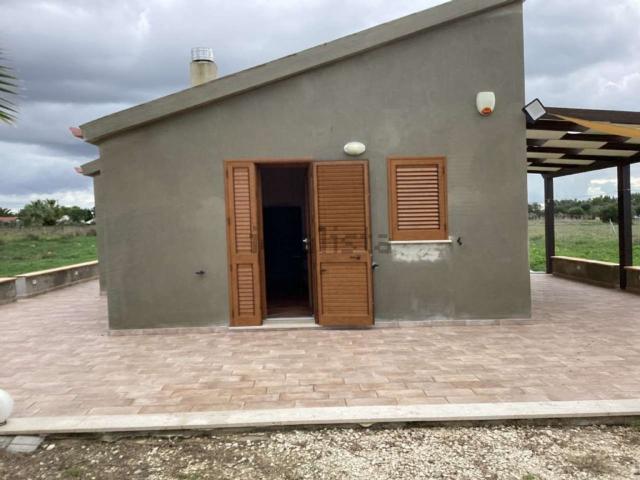 Case e ville in vendita di 90 m² in Via delle Nereidi