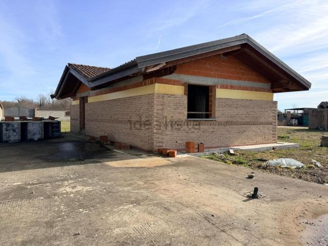 Case e ville in vendita di 90 m² in Via Gaudenzio Ferrari, 60