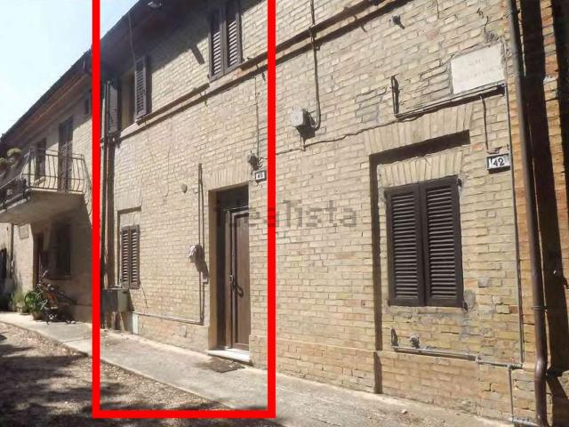 Case e ville in vendita di 90 m² in Via Guglielmo Marconi
