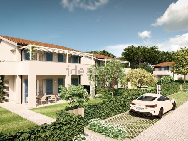 Case e ville in vendita di 90 m² in Via Nuova dei Cavalleggeri