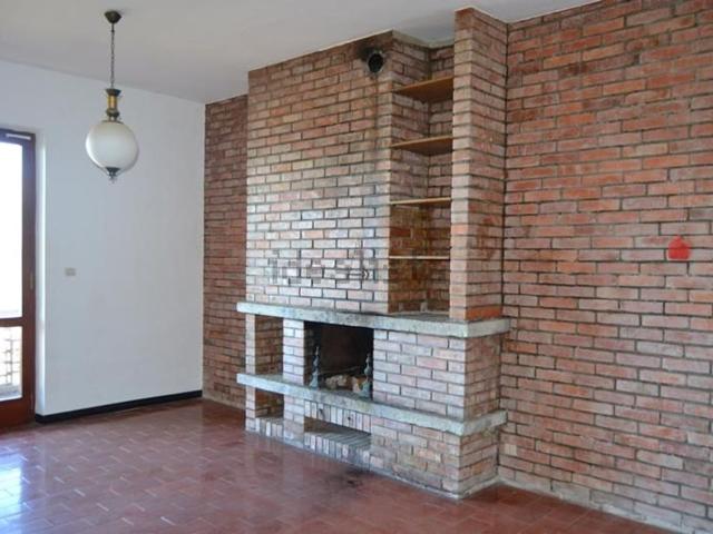 Case e ville in vendita di 90 m² in Via Roma
