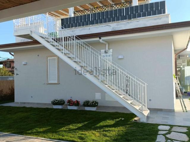 Case e ville in vendita di 90 m² in Via Silcia
