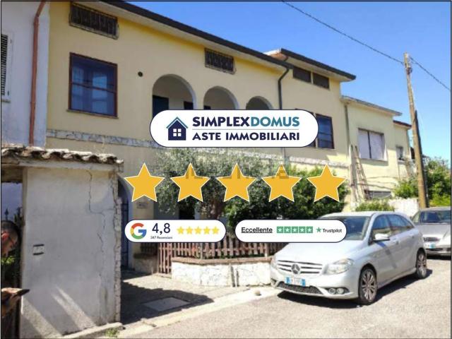 Case e ville in vendita di 90 m² in Via Sulcis
