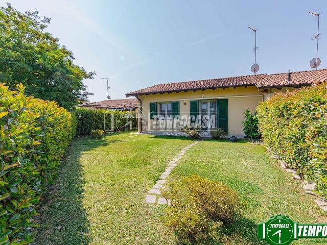 Case e ville in vendita di 90 m² in Viale Monsignor Cesare Angelini
