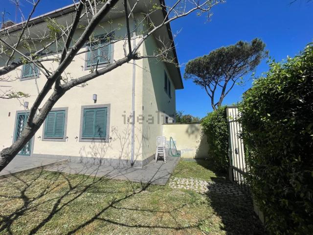 Case e ville in vendita di 90 m² in Viale Rospigliosi