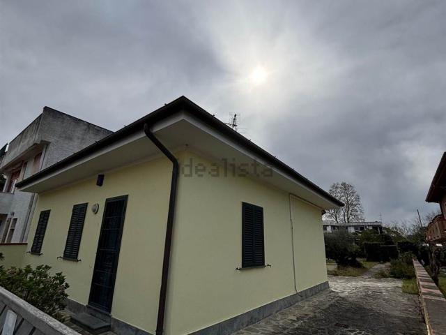 Case e ville in vendita di 90 m²