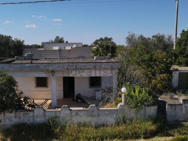 Case e ville in vendita di 91 m² in Strada Provinciale 48