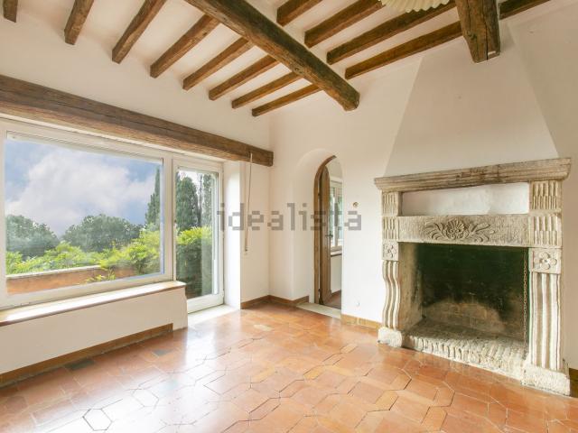 Case e ville in vendita di 936 m² in Via dei ciperssetti, 56