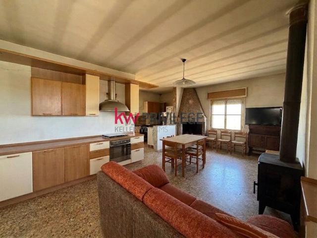 Case e ville in vendita di 94 m² in Strada Comunale 14