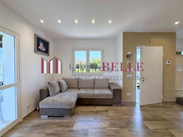 Case e ville in vendita di 95 m² in Piazza Inigo Campioni, 55054