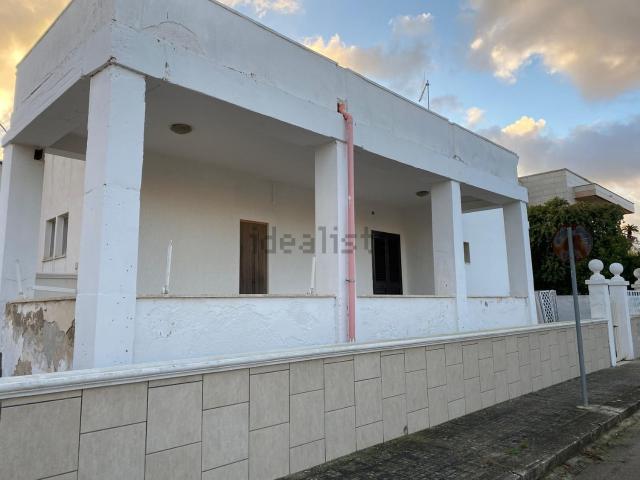 Case e ville in vendita di 95 m² in Via Mezzaluna