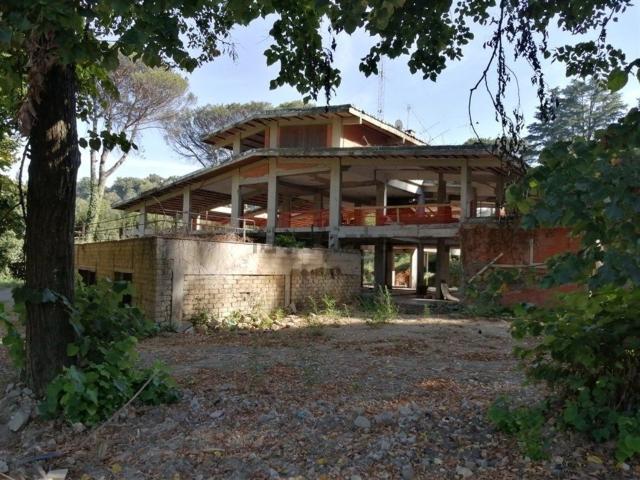 Case e ville in vendita di 977 m² in Via dei Martiri de la Storta