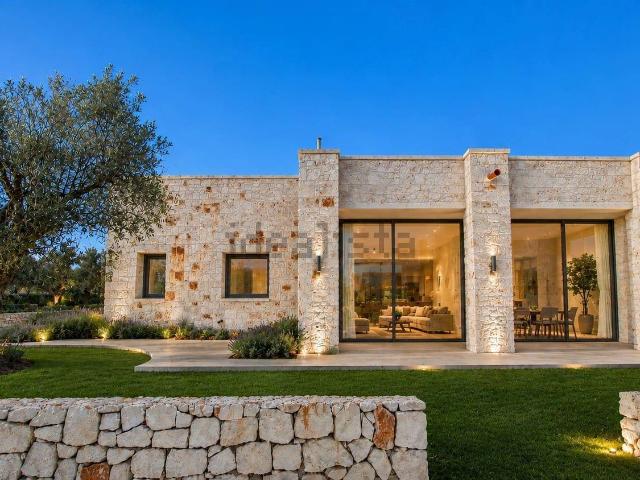 Case e ville in vendita di 98 m² in Strada Provinciale 28