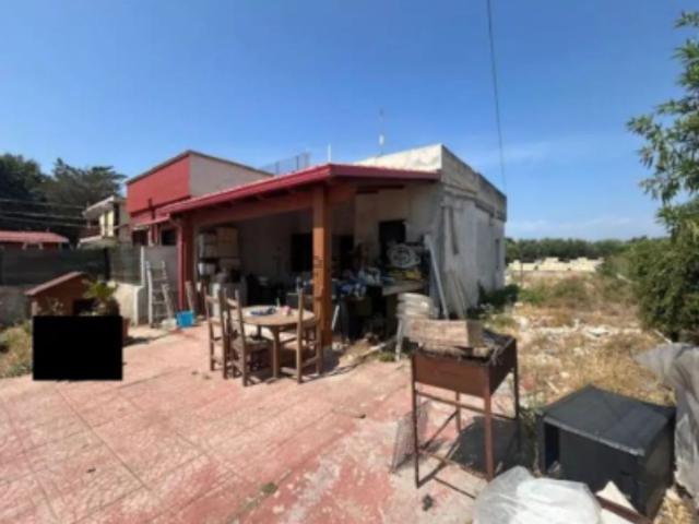 Case e ville in vendita di 98 m² in Via Fabbri Ferrai