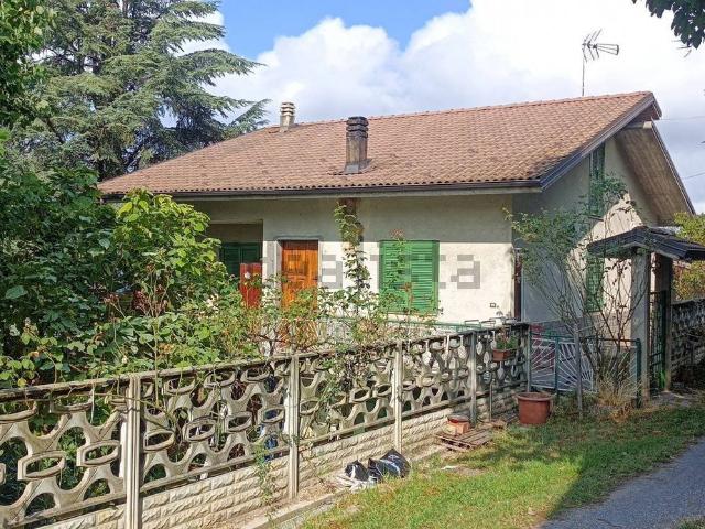 Case e ville in vendita di 98 m² in Via Forea
