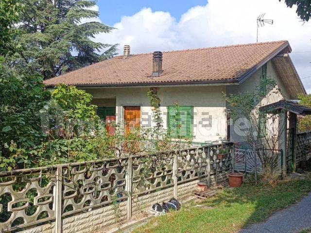 Case e ville in vendita di 98 m² in Via Forea