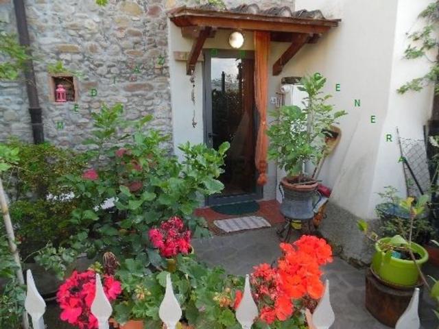 Case e ville in vendita di 98 m²