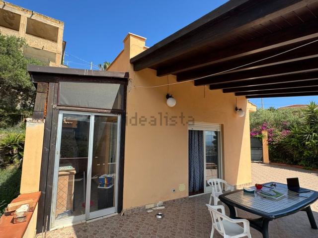 Case e ville in vendita di 99 m² in Contrada Serra Scirocco