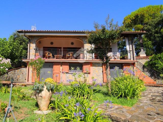 Case e ville in vendita di 99 m² in Località Chiano, 5