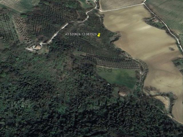 Case e ville in vendita di 100000 m²