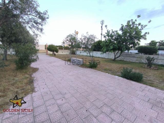 Case e ville in vendita di 100 m²
