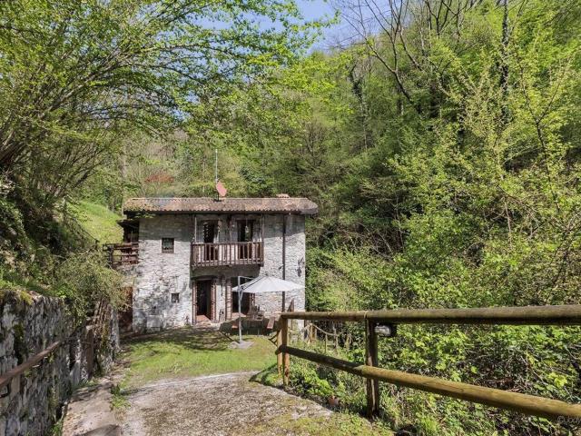 Case e ville in vendita di 100 m²