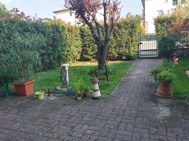 Case e ville in vendita di 100 m²