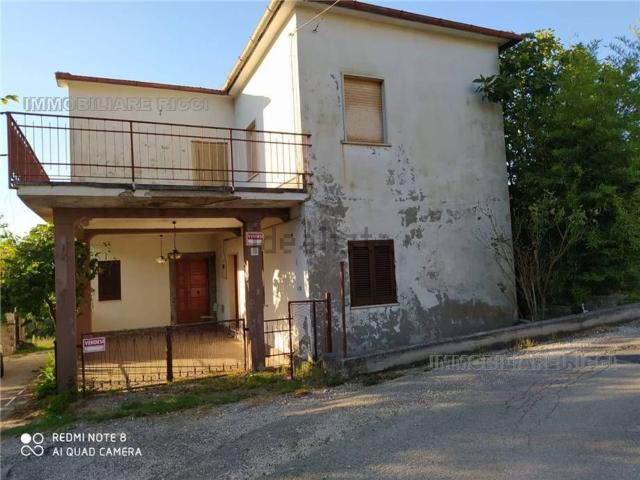 Case e ville in vendita di 100 m²