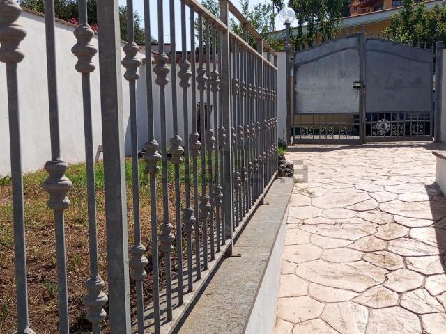 Case e ville in vendita di 100 m²