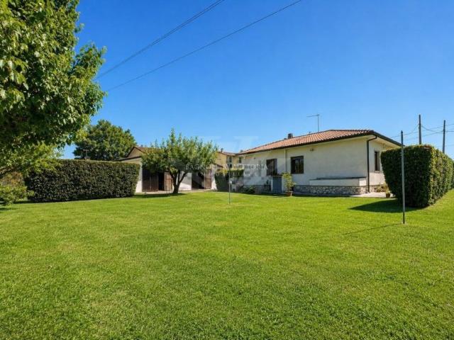 Case e ville in vendita di 100 m²