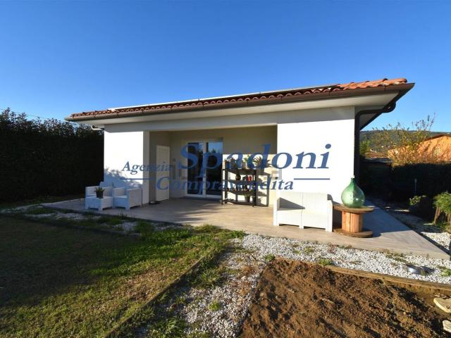 Case e ville in vendita di 100 m²