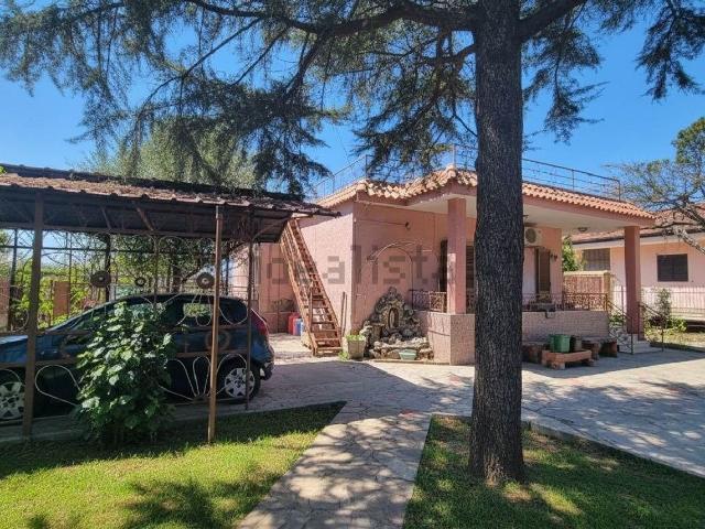 Case e ville in vendita di 100 m²