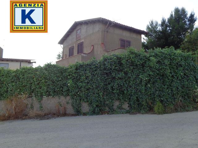 Case e ville in vendita di 100 m²