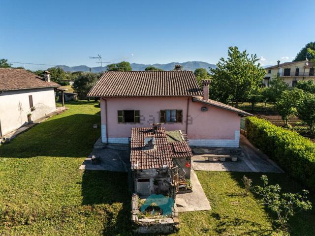 Case e ville in vendita di 100 m² in Via Colle Sant&apos Onofrio