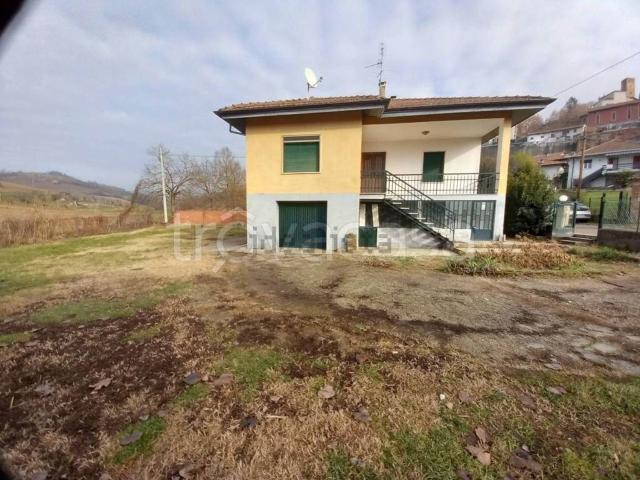 Case e ville in vendita di 100 m² in Via Albugnano, 1