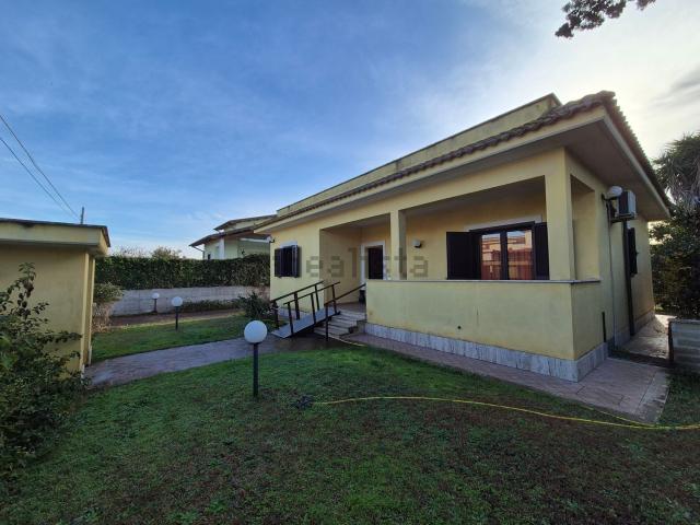 Case e ville in vendita di 100 m² in Via delle Patelle