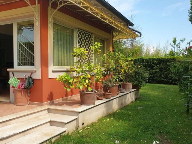 Case e ville in vendita di 100 m² in Via Setteponti