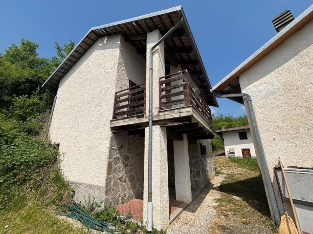 Case e ville in vendita di 100 m² in Frazione Rea, 63