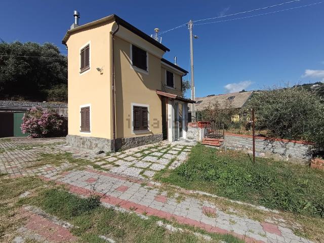 Case e ville in vendita di 100 m² in Località Facciù Basso, 2
