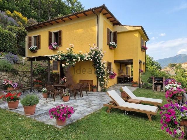 Case e ville in vendita di 100 m² in Località Roggiola, 2