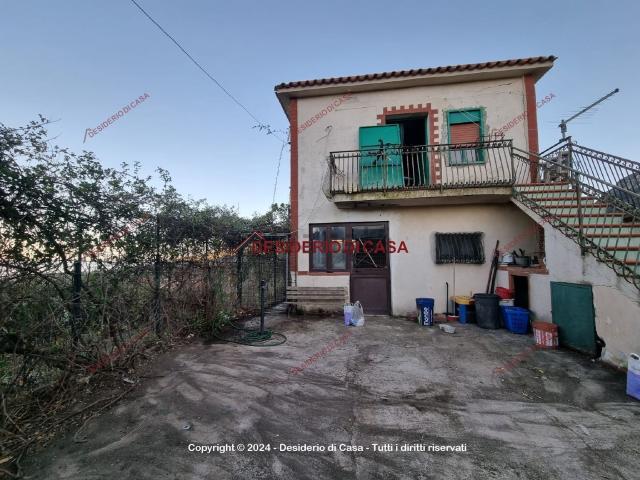 Case e ville in vendita di 100 m² in Strada Intercomunale 12